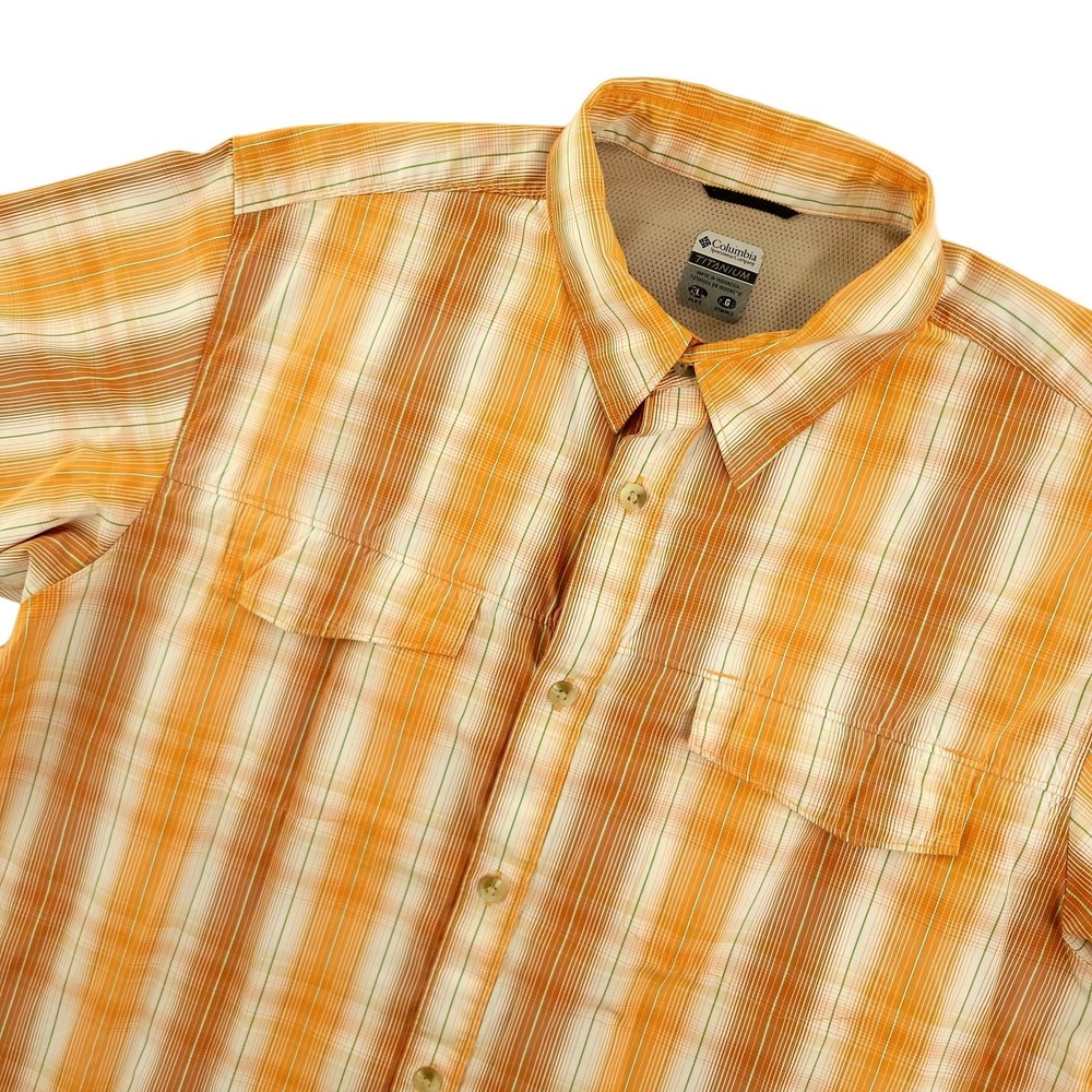 Columbia Titanium‎ Shirt Mens L Orange Plaid Short Sleeve Button Up Mesh Outdoor